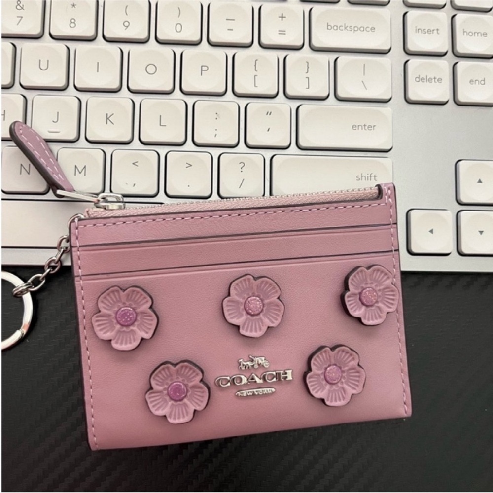 Coach Skiny ID Case Floral Appliqué Lilac Tea Rose